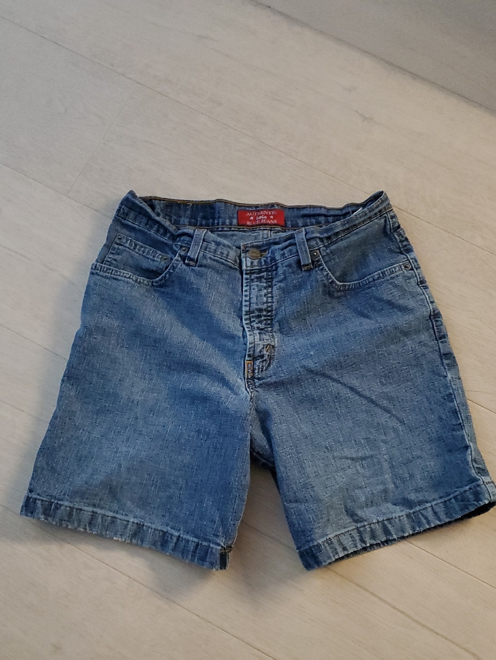 Authentic Lois- Blue Jeans shorts Vintage- made in Canada
